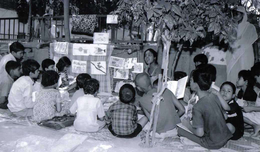 A read aloud session in progress